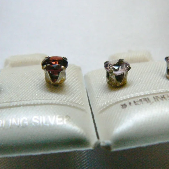 Lot of 2 New Sterling Silver 925 round cut Amethyst & Garnet stone Stud Earrings - Picture 3 of 8